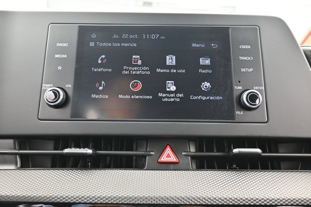 Used 2025 Kia Sportage LX FWD image 21