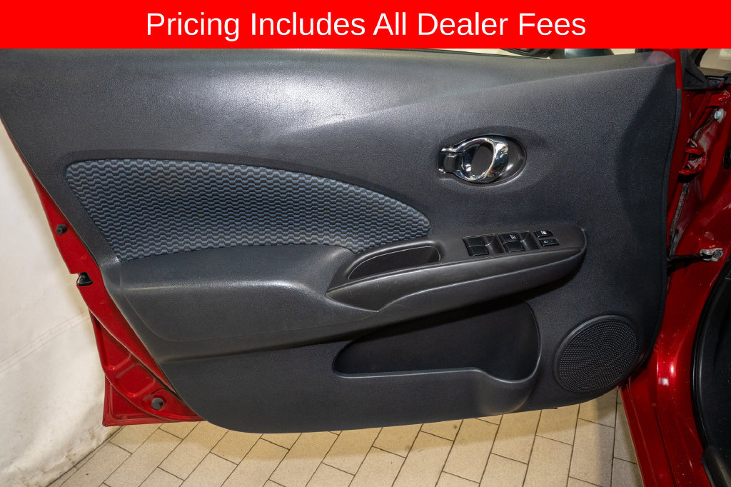 Used 2015 Nissan Versa Note SV FWD image 11