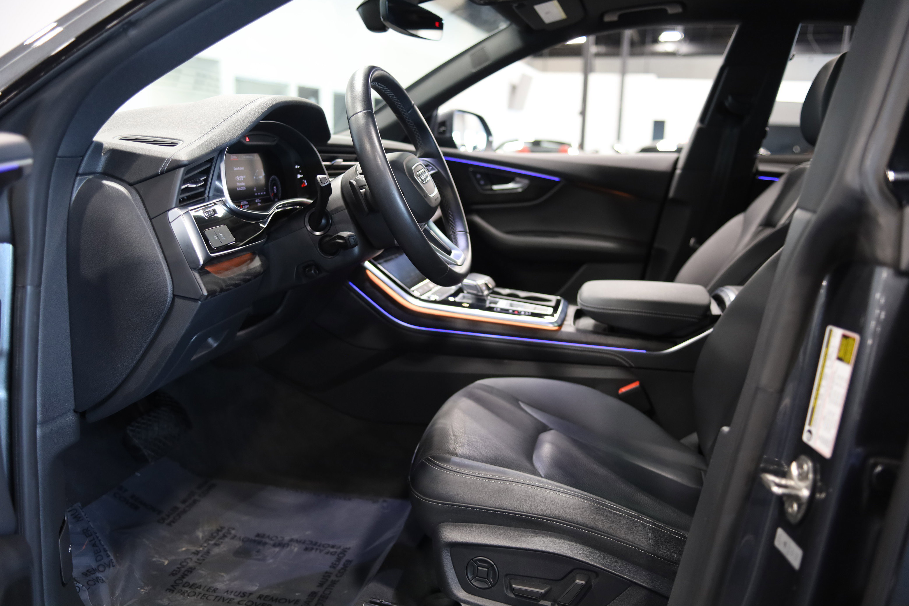 Used 2023 Audi Q8 Premium Plus w/ Premium Plus Package AWD/4WD image 18