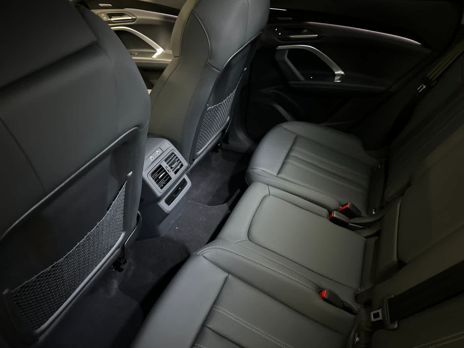 New 2026 Audi Q5 2.0T AWD/4WD image 4