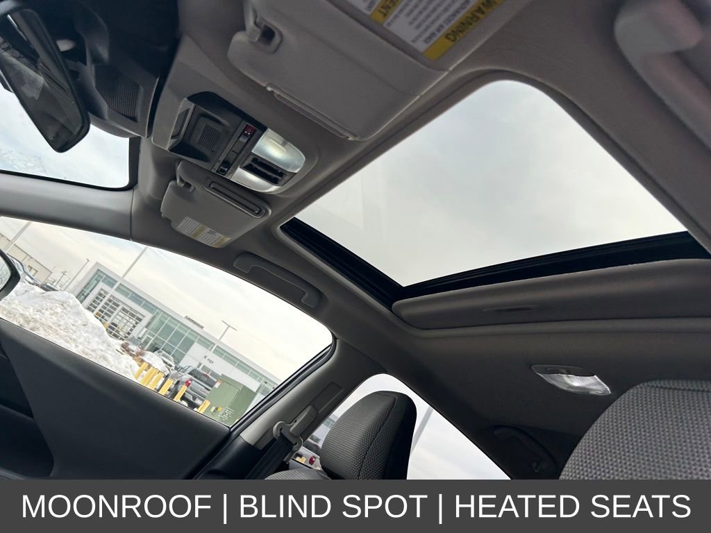 Used 2024 Subaru Crosstrek 2.0i Premium image 22