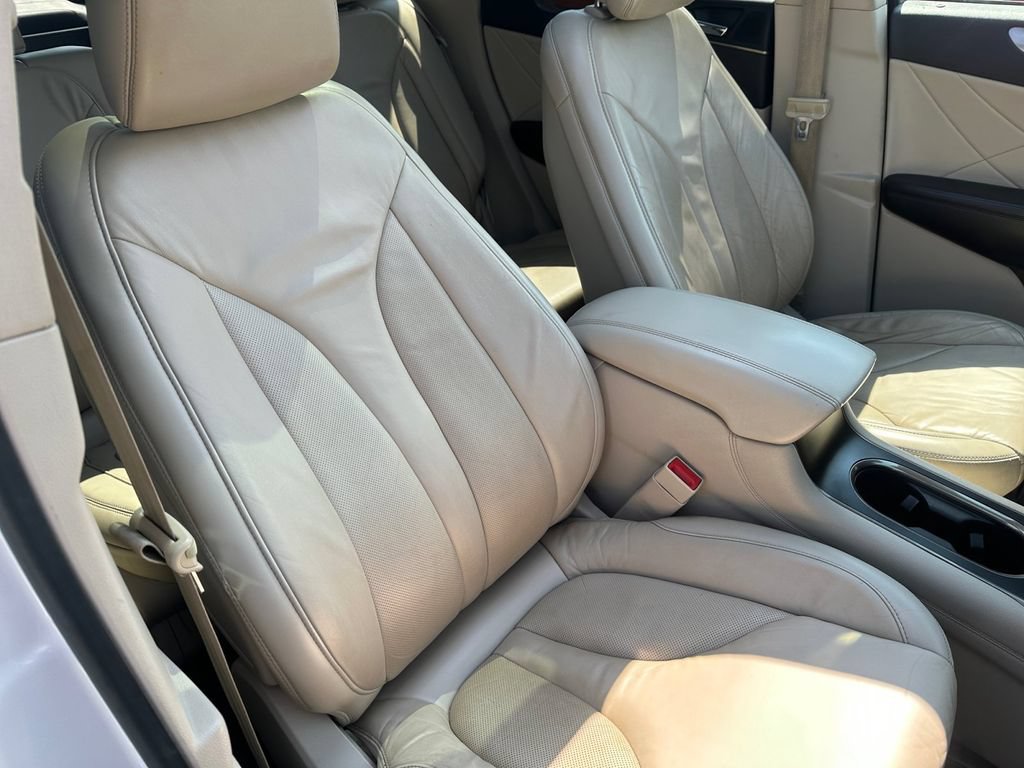 Used 2017 Lincoln MKC Select FWD image 28