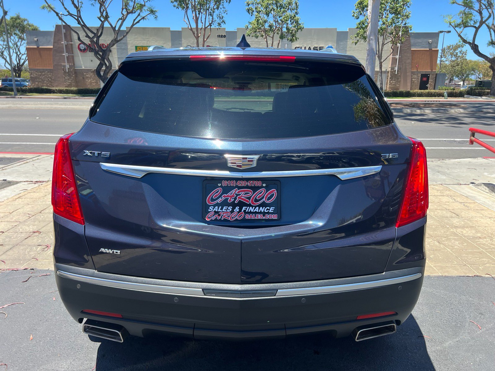 Used 2018 Cadillac XT5 Luxury w/ Driver Awareness Package AWD/4WD image 7