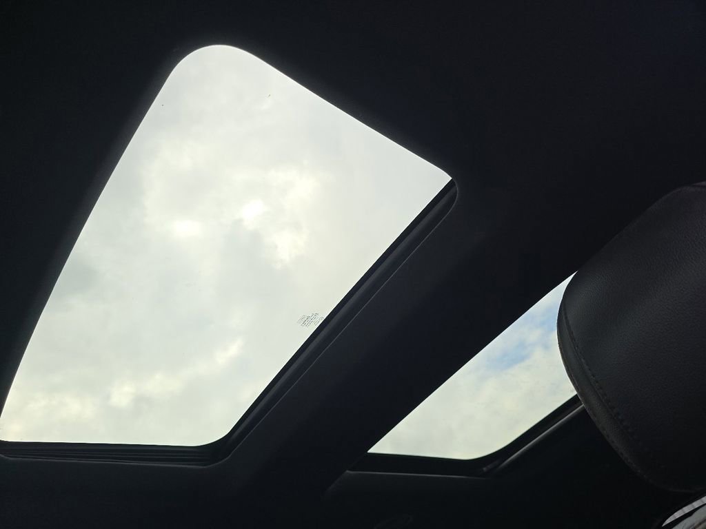 Used 2016 Ford Explorer Sport w/ Equipment Group 401A image 3