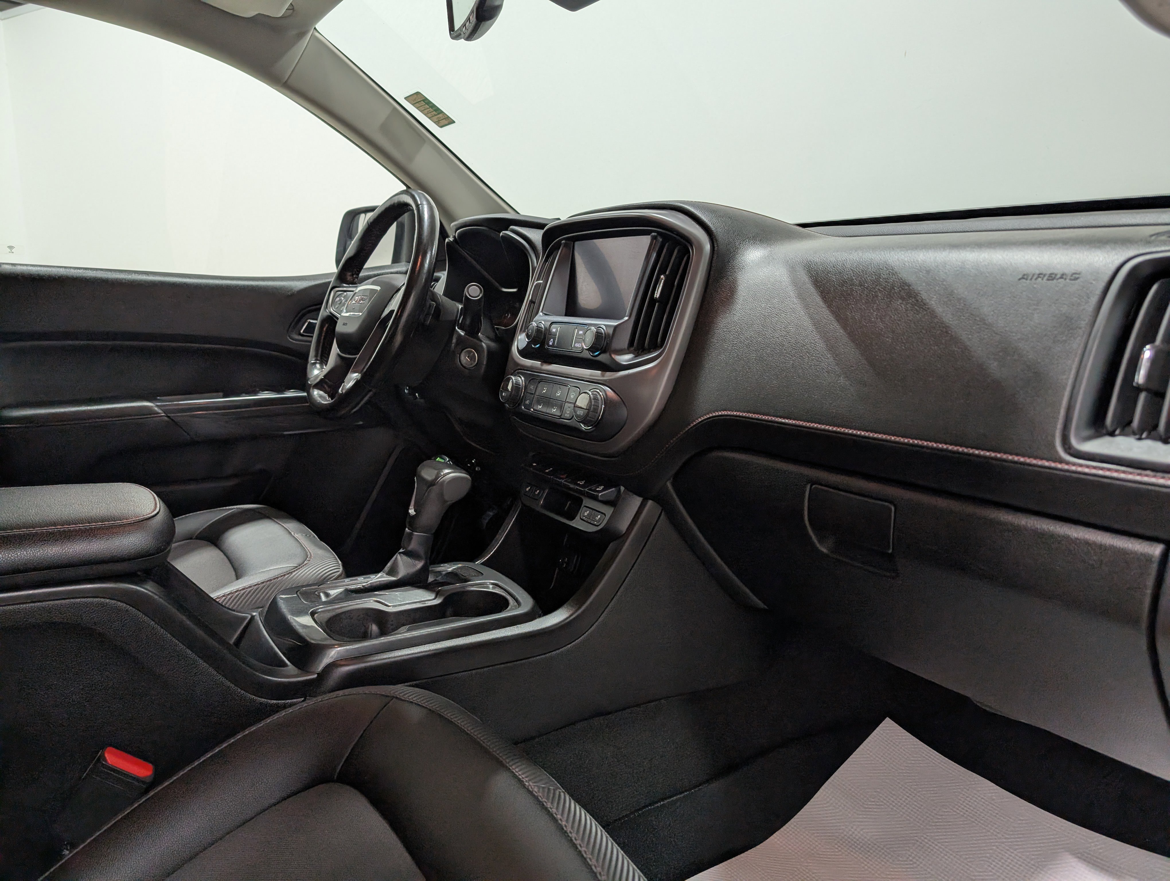 Used 2019 GMC Canyon All Terrain w/ Trailering Package AWD/4WD image 17