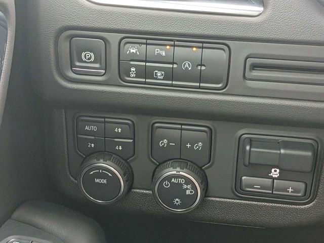 Used 2024 Chevrolet Tahoe RST w/ Sport Performance Package image 26