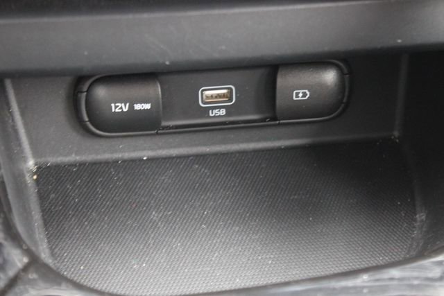 Used 2023 Kia Seltos Nightfall Edition image 10