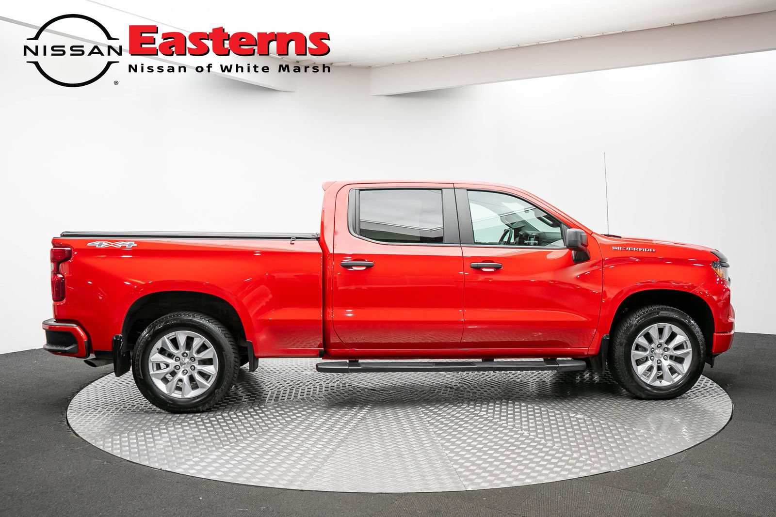 Used 2024 Chevrolet Silverado 1500 Custom AWD/4WD image 4