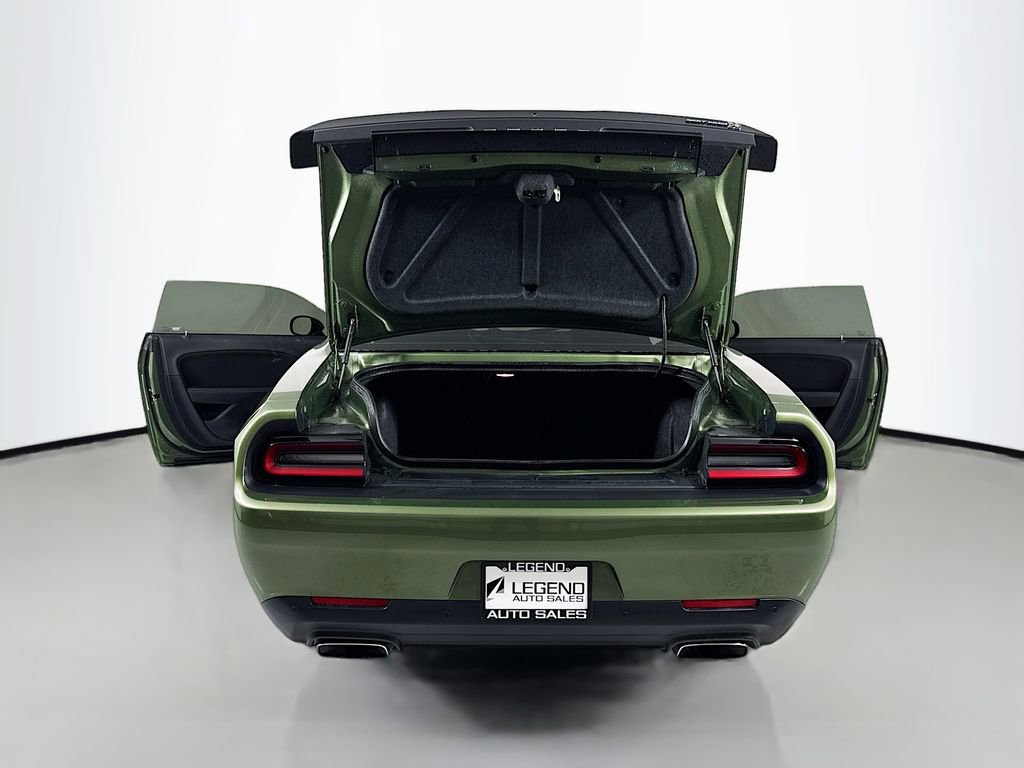 Used 2022 Dodge Challenger R/T Scat Pack RWD image 25