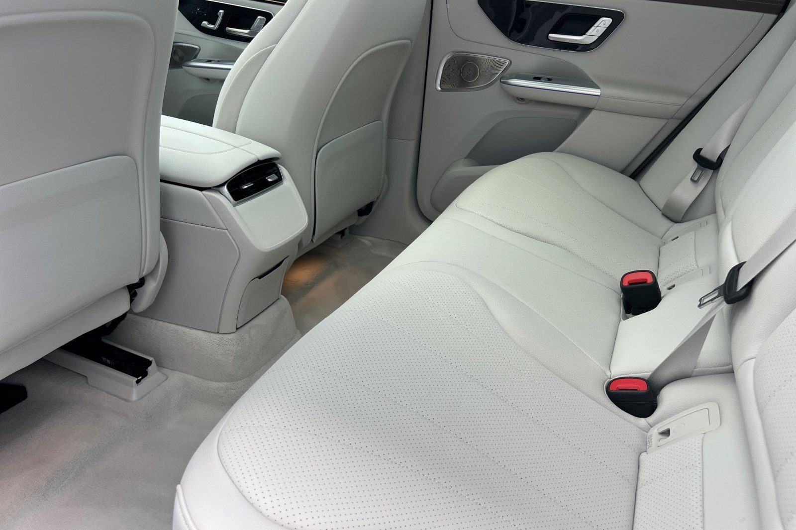 Certified 2023 Mercedes-Benz EQE 350+ 4MATIC SUV image 24