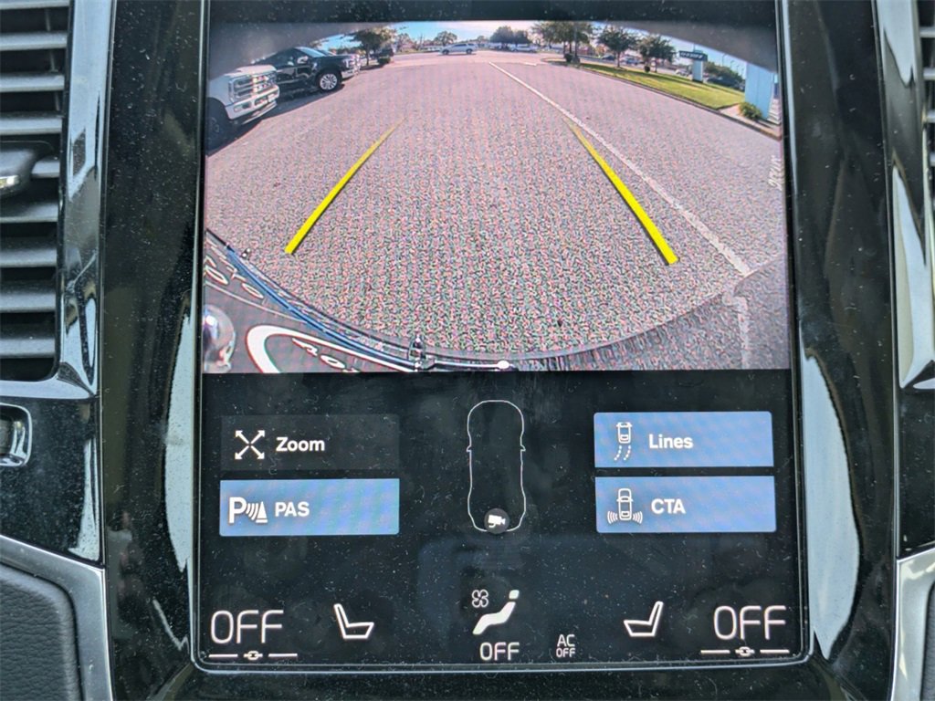 Certified 2022 Volvo XC90 T6 Inscription w/ Climate Package image 23