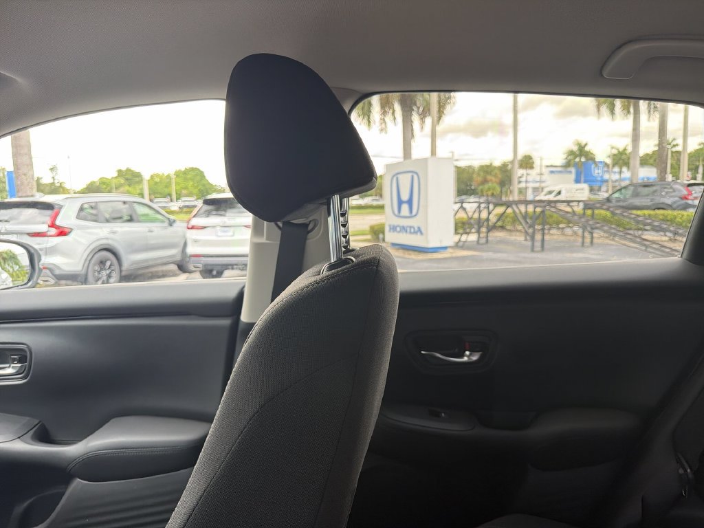 New 2027 Honda HR-V LX image 12