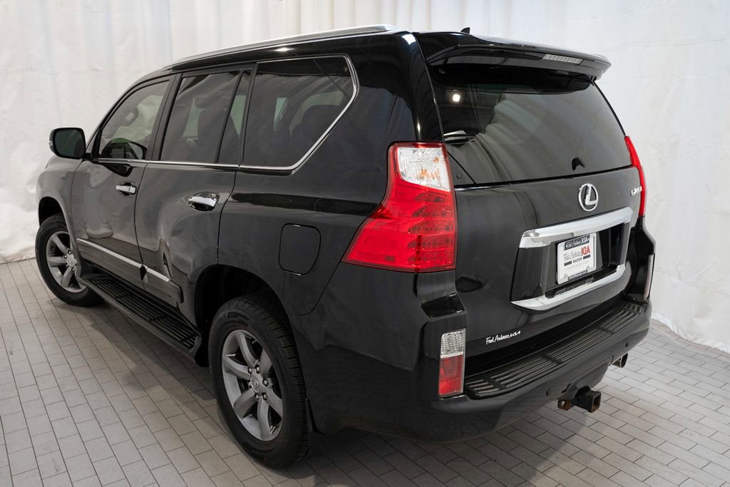 Used 2013 Lexus GX 460 Premium image 3