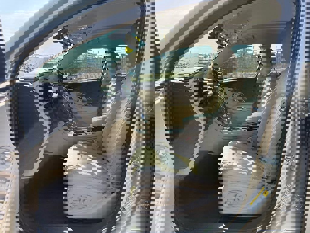 Used 2014 Buick LaCrosse Leather image 25