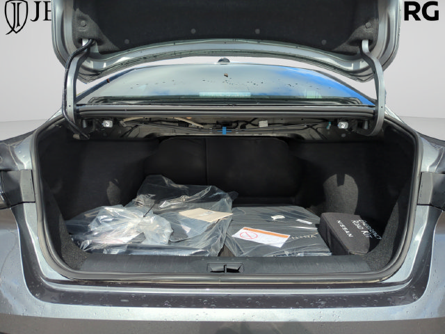Used 2026 Nissan Sentra SR w/ Floor Mat Package FWD image 35