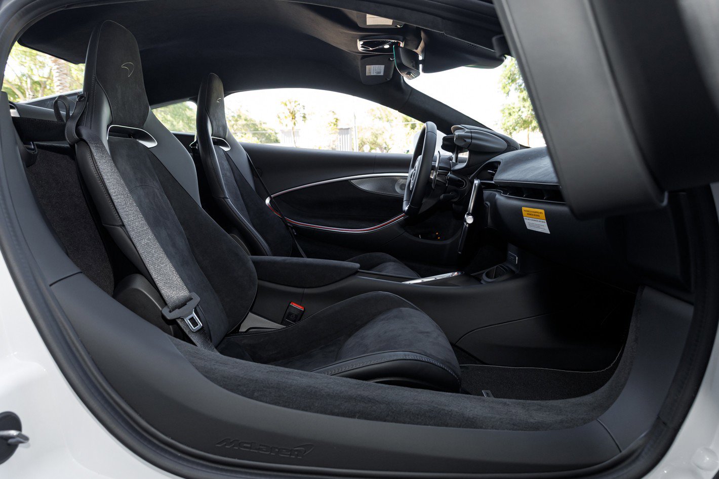 New 2026 McLaren Artura image 39