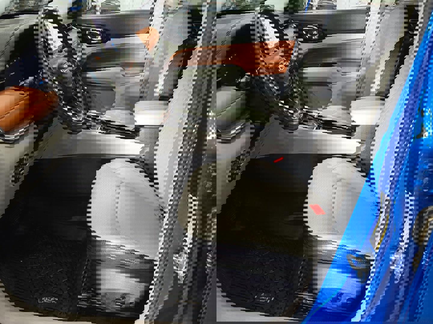 Used 2022 Jeep Compass Limited w/ Elite Group image 7