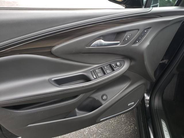Used 2020 Buick Envision Premium AWD/4WD image 11