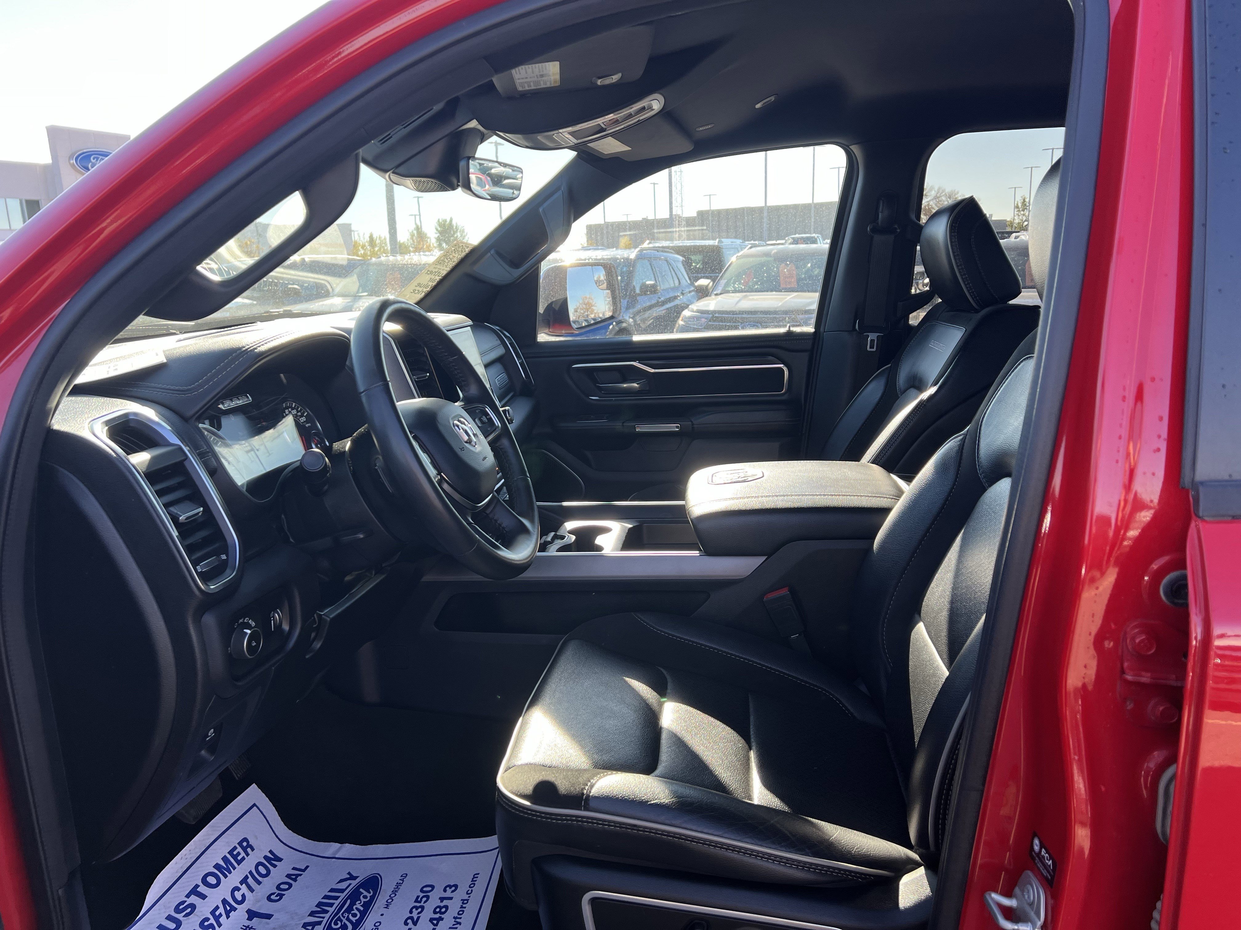 Used 2024 RAM 1500 Laramie image 18