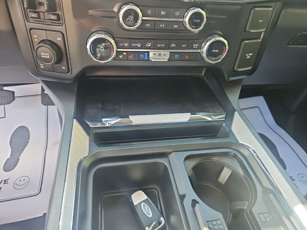 Used 2023 Ford F250 Lariat w/ Lariat Ultimate Package AWD/4WD image 15