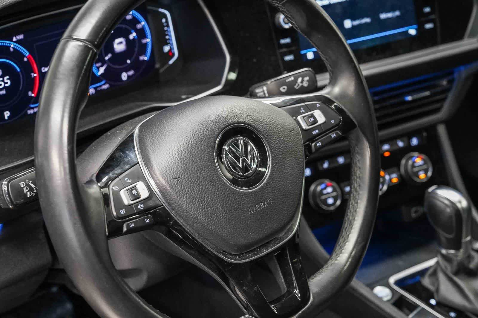 Used 2019 Volkswagen Jetta SEL FWD image 21