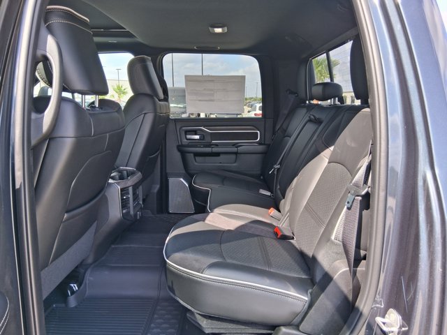 New 2026 RAM 3500 Laramie AWD/4WD image 21