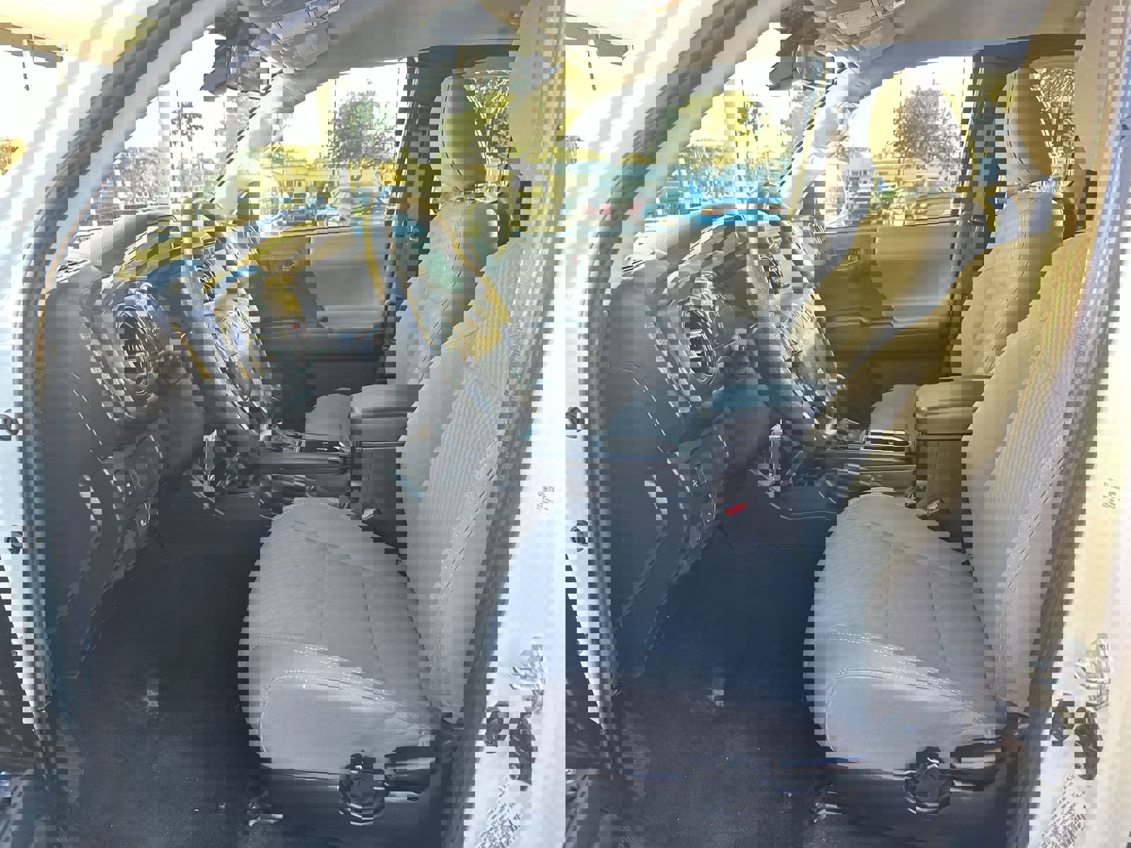 Used 2022 Toyota Tacoma SR image 16