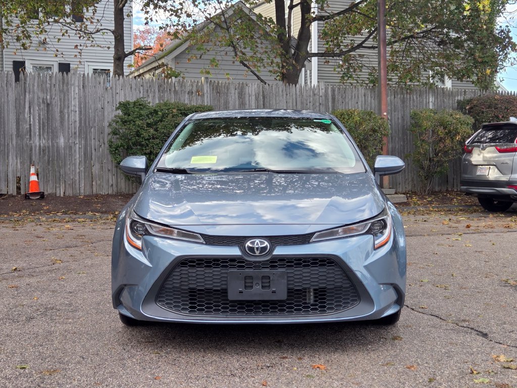 Used 2021 Toyota Corolla LE w/ Carpet Mat Package (TMS) FWD image 9