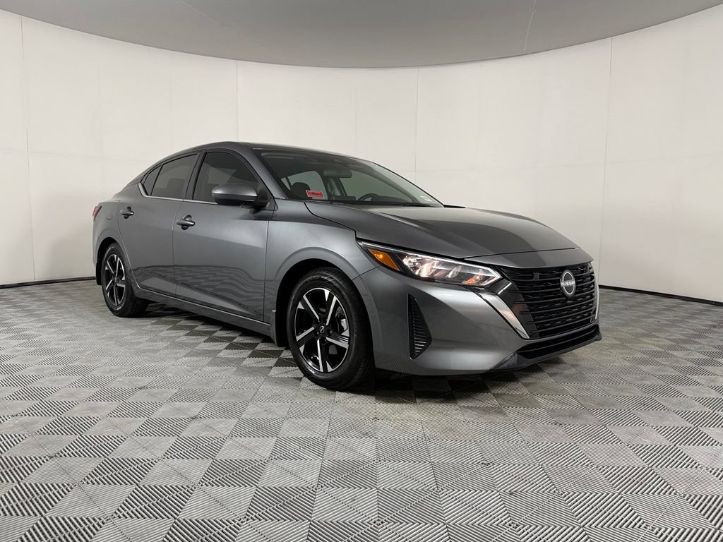 Used 2024 Nissan Sentra SV FWD image 5