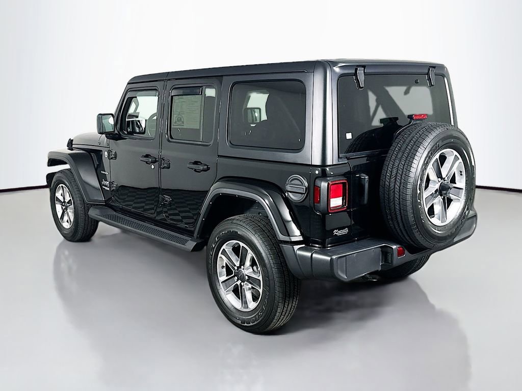 Used 2022 Jeep Wrangler Unlimited Sahara w/ Cold Weather Group image 5