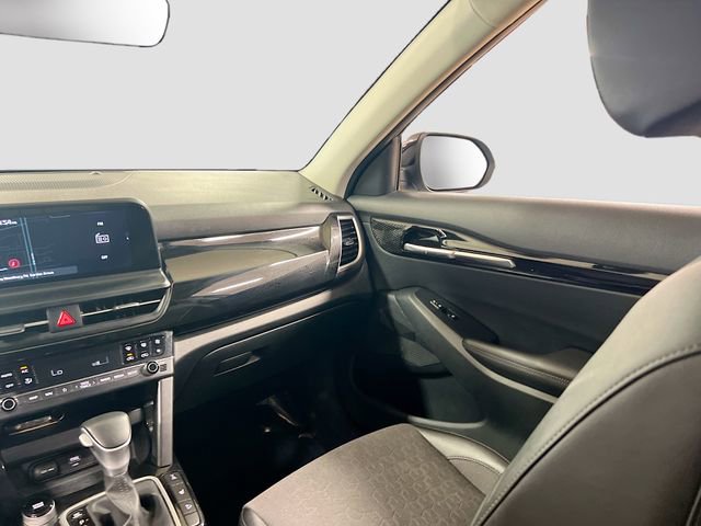 Certified 2024 Kia Seltos S image 24
