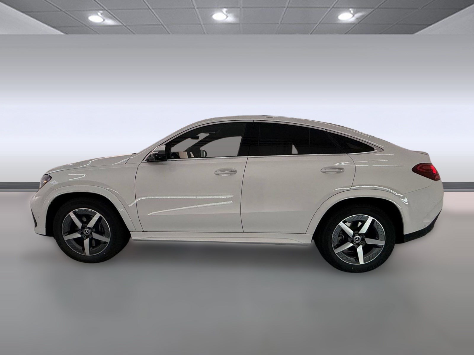 New 2027 Mercedes-Benz GLE 450 4MATIC Coupe image 2