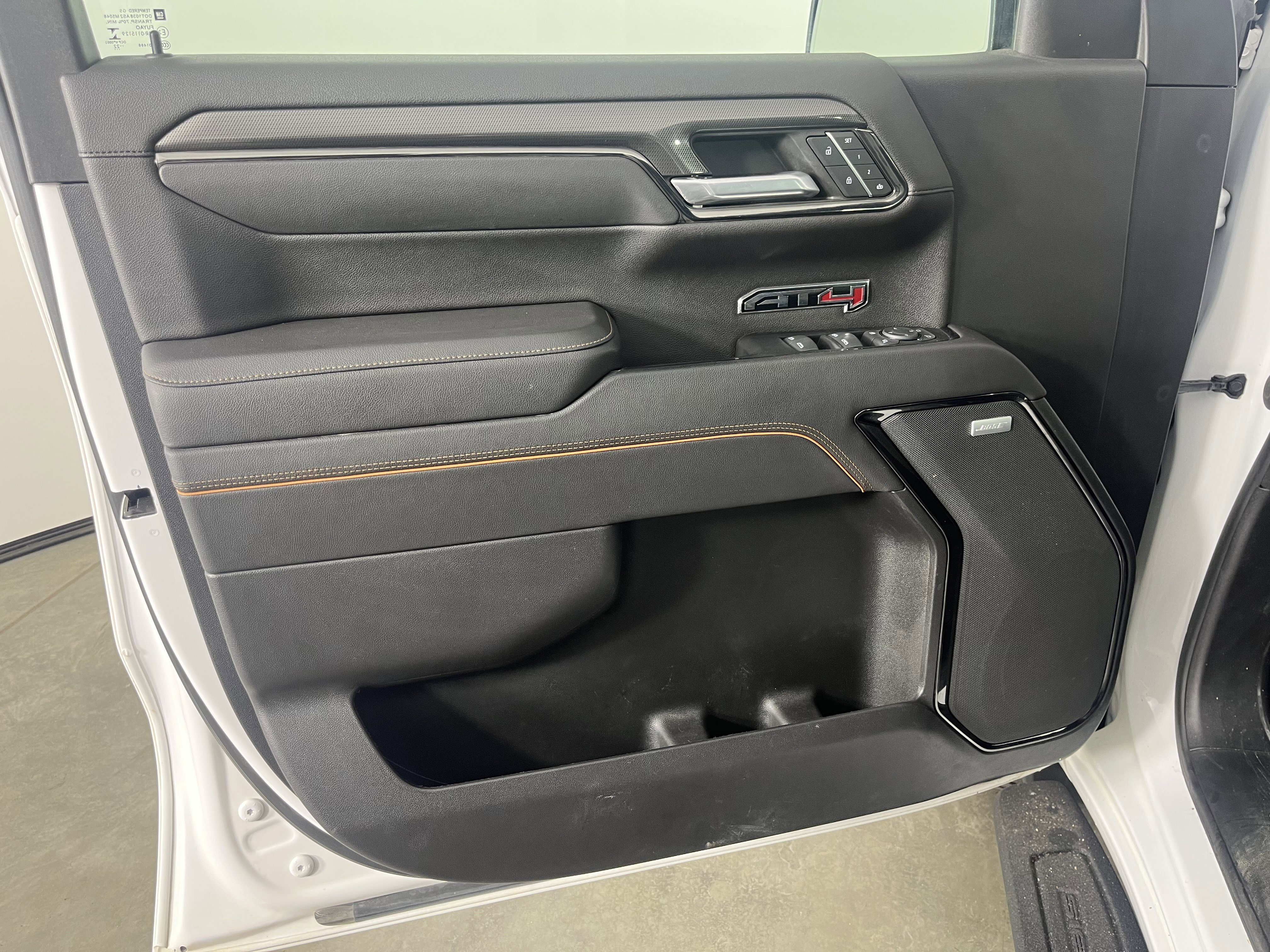 Used 2022 GMC Sierra 1500 AT4 w/ AT4 Premium Package image 17