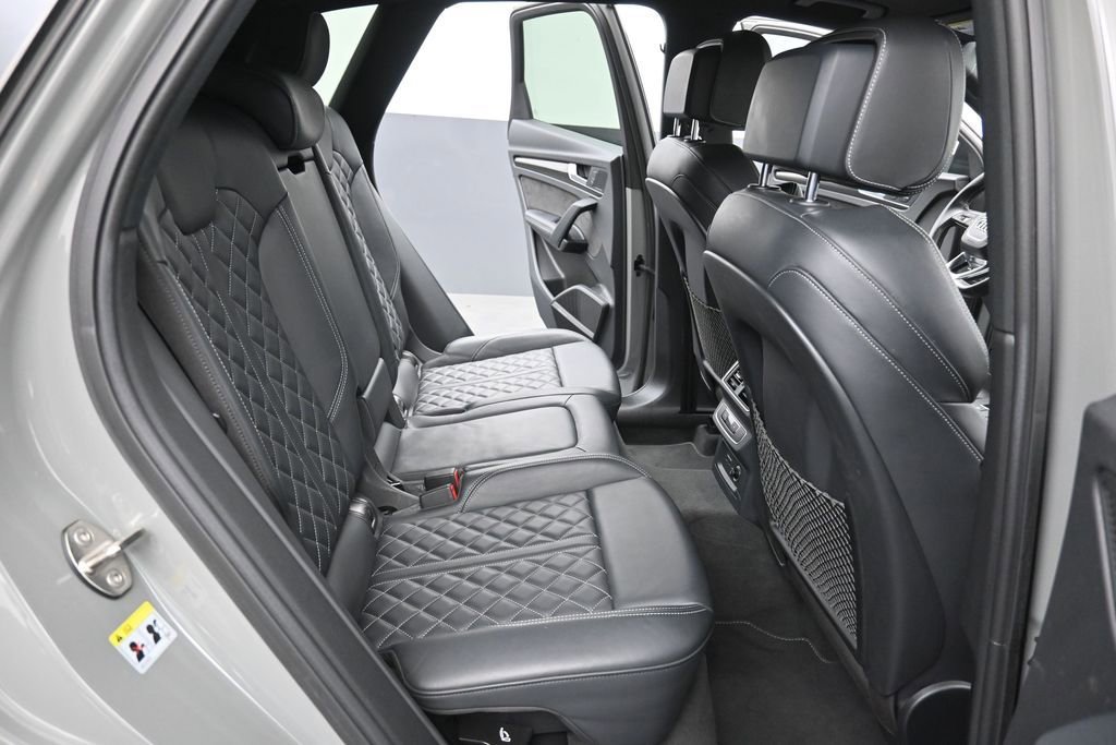 Used 2019 Audi SQ5 Prestige w/ Prestige Package AWD/4WD image 10