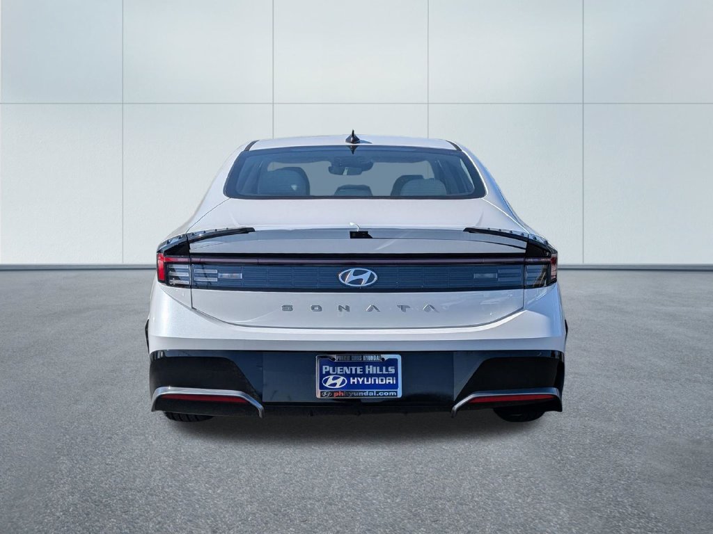 New 2026 Hyundai Sonata SEL FWD image 5