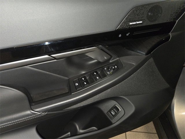 Used 2024 BMW 530i image 13