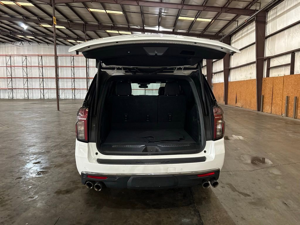 Used 2023 Chevrolet Suburban Premier image 13