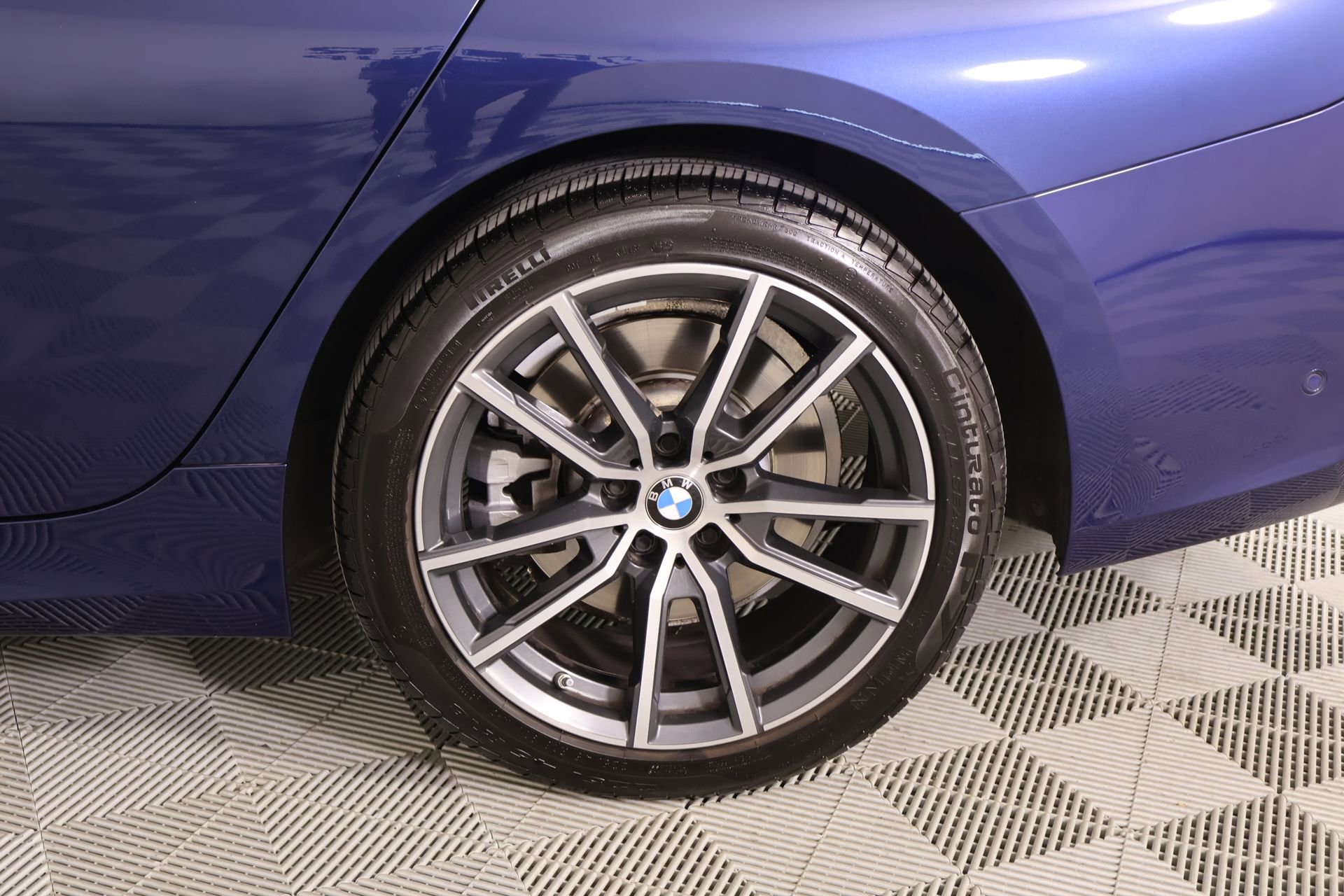 Used 2019 BMW 330i Sedan w/ Premium Package RWD image 20