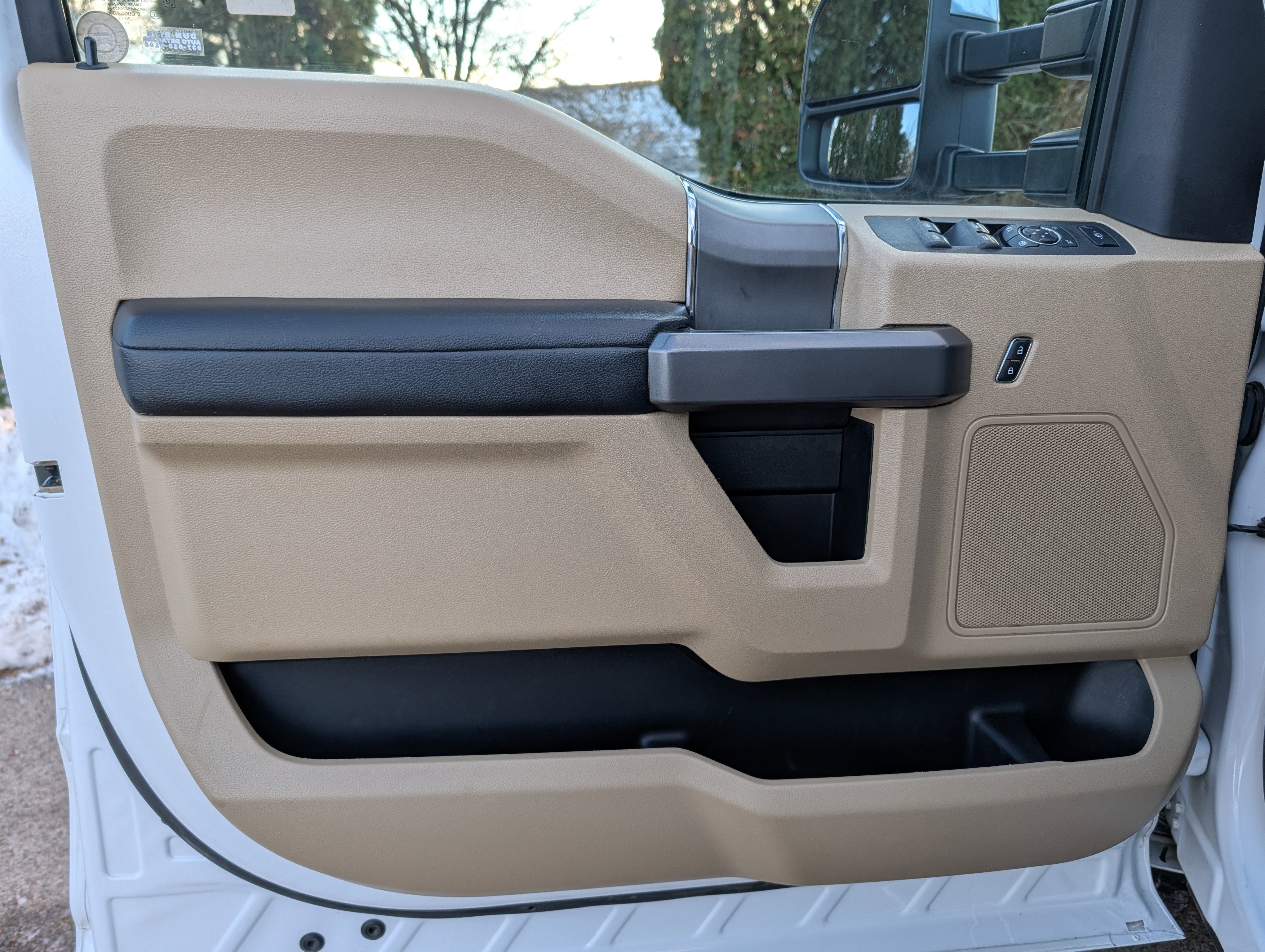 Used 2020 Ford F250 XLT w/ XLT Premium Package image 28