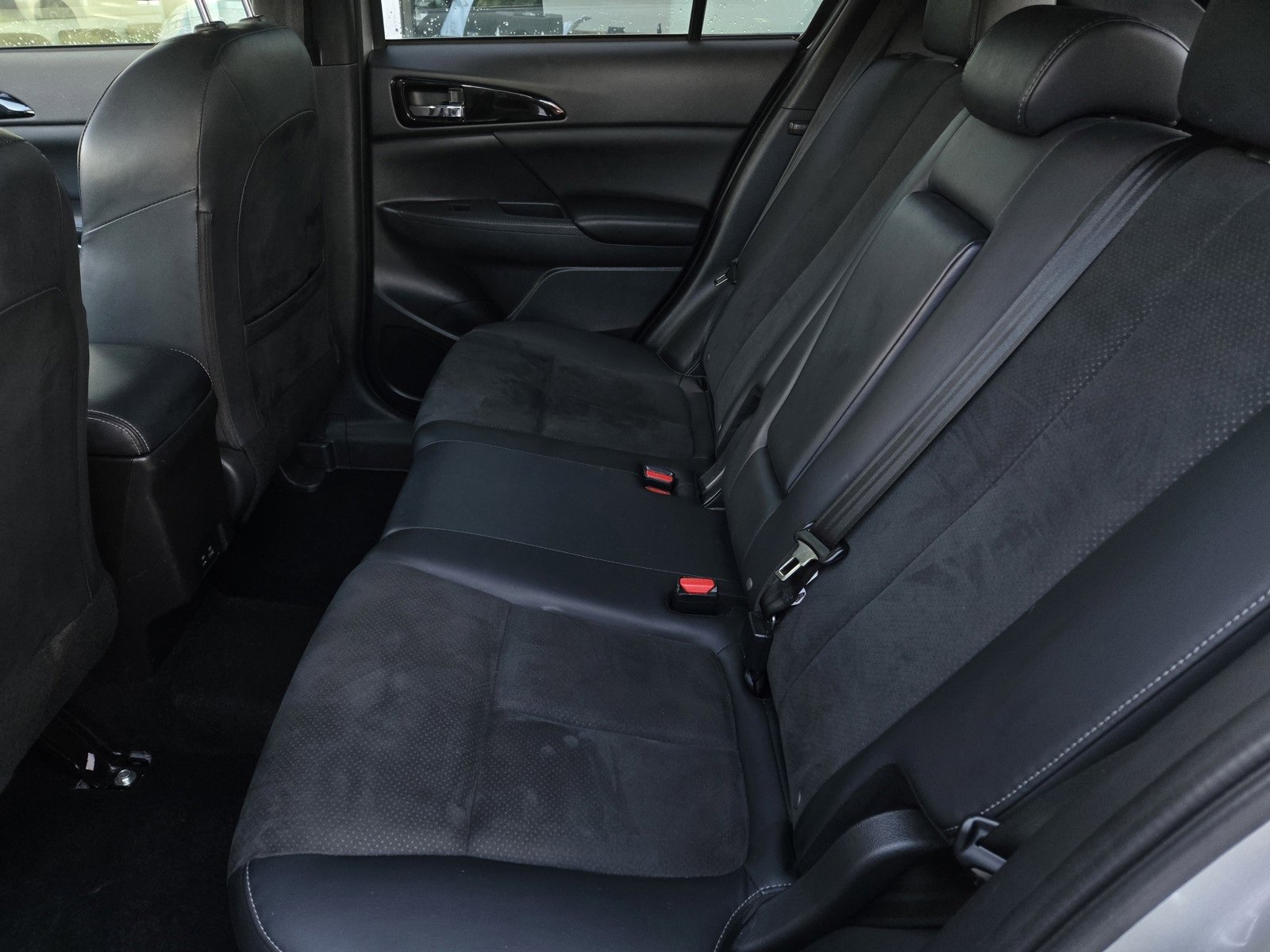 Used 2024 Mitsubishi Eclipse Cross SE image 10