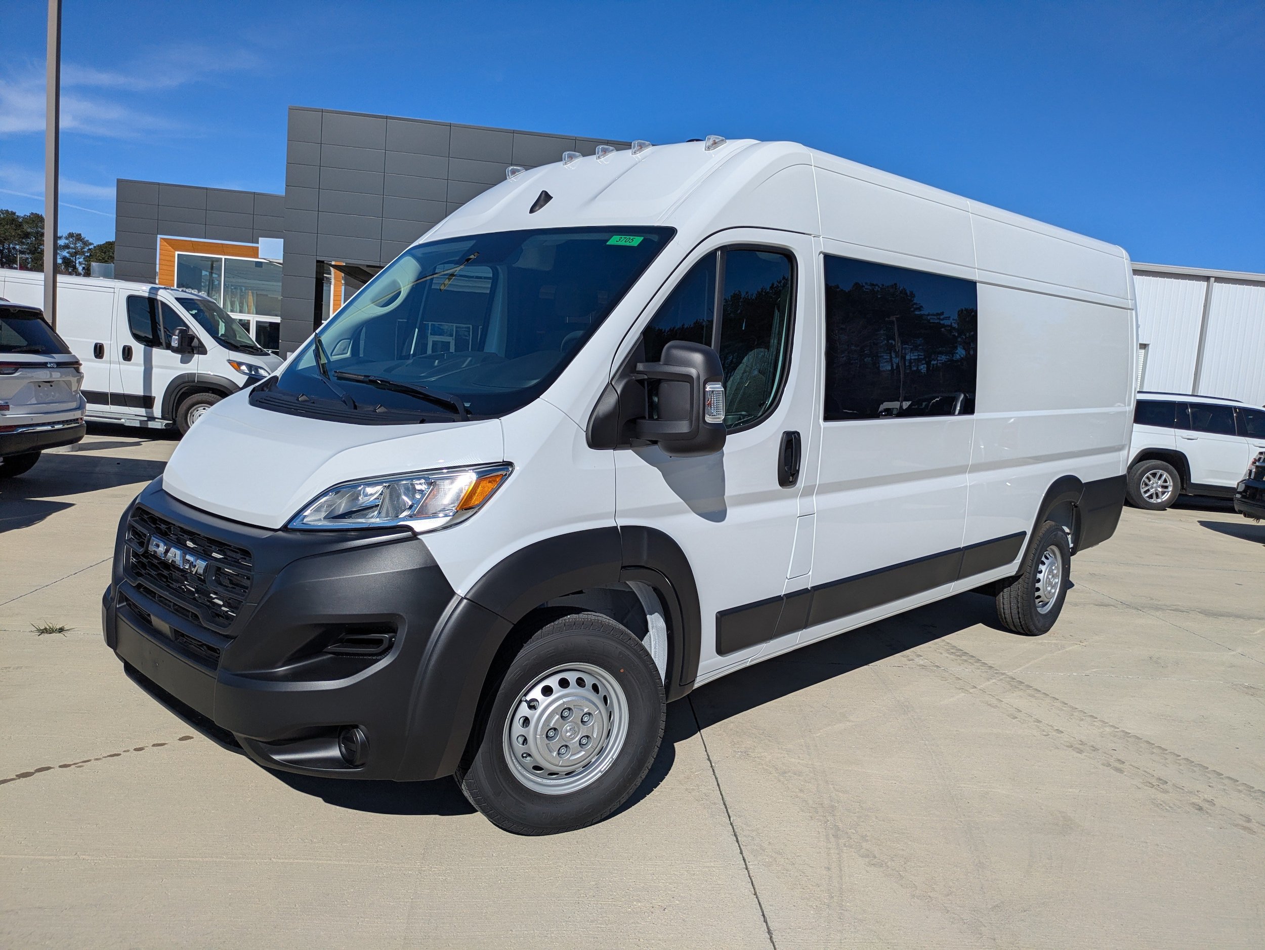 New 2026 RAM ProMaster 3500 w/ Crew Van Package FWD image 1
