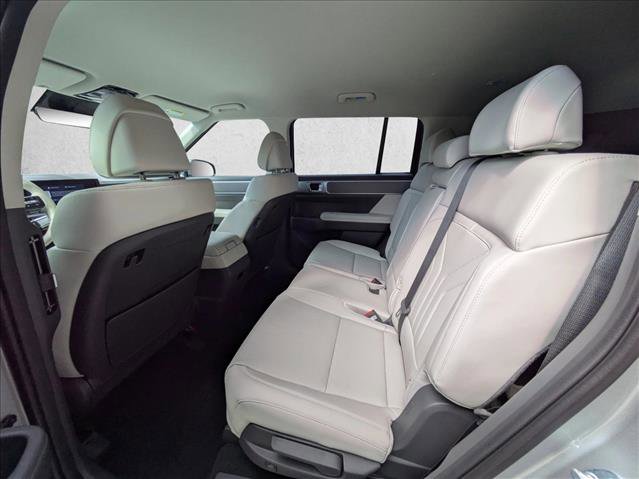 New 2026 Hyundai Santa Fe SEL image 17