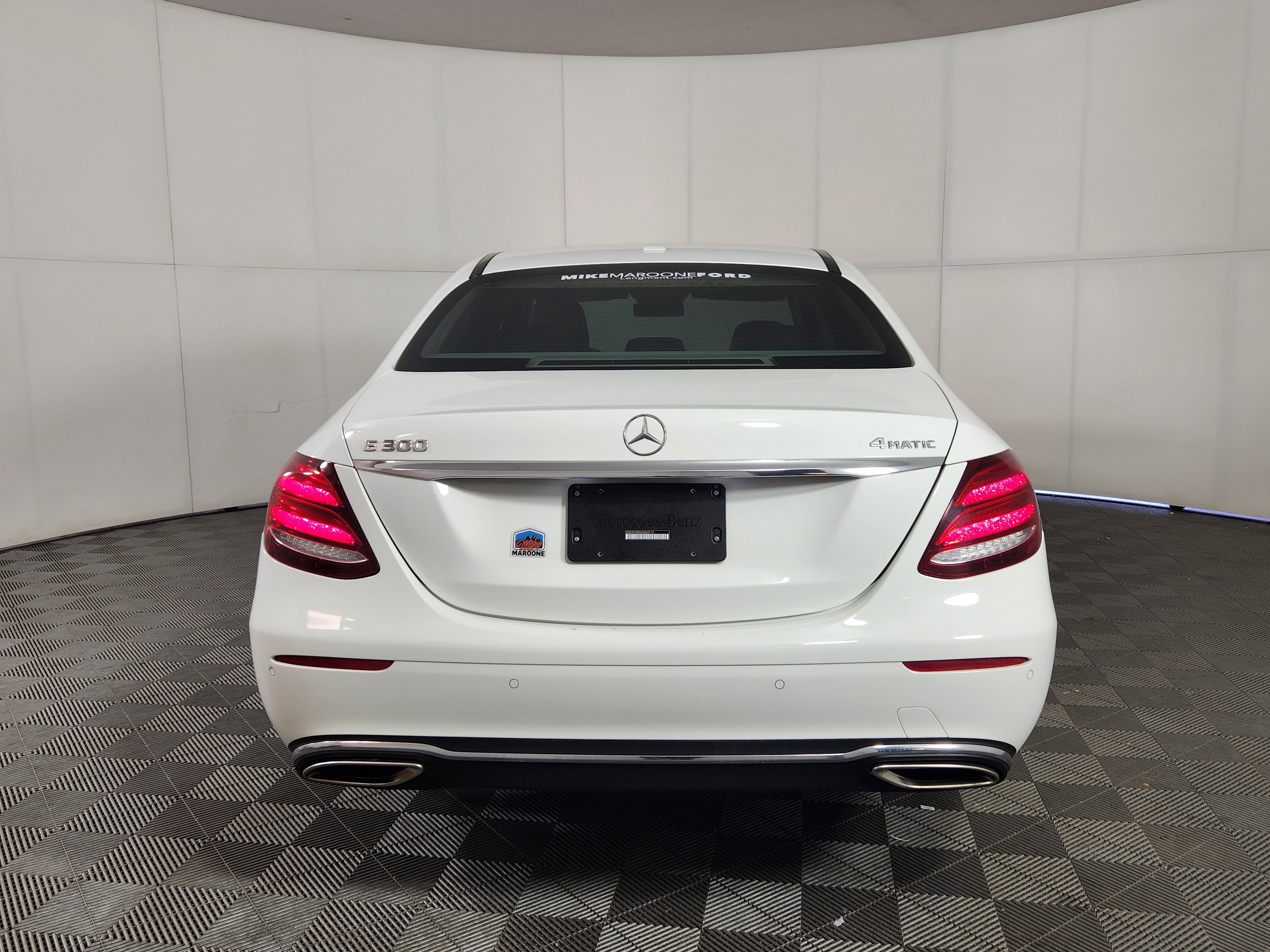 Used 2018 Mercedes-Benz E 300 4MATIC image 6