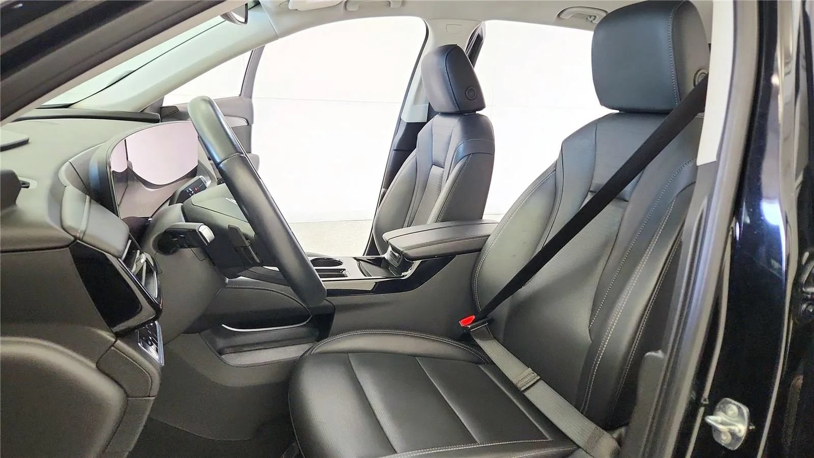 Used 2024 Buick Envision Preferred AWD/4WD image 22