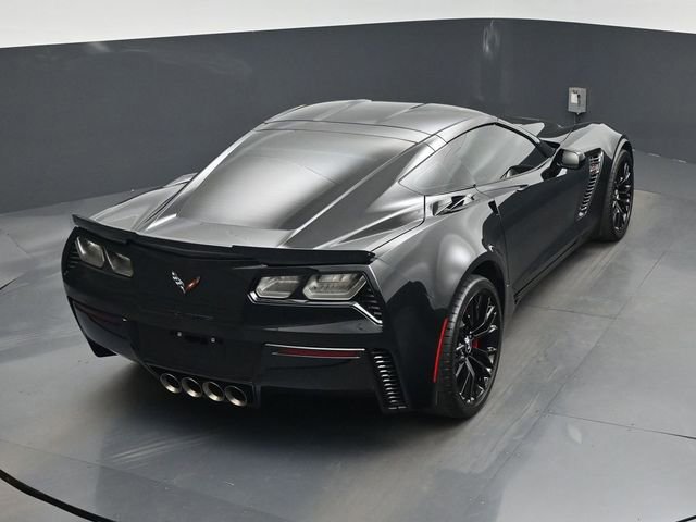 Used 2015 Chevrolet Corvette Z06 w/ 3LZ Preferred Equipment Group RWD image 24