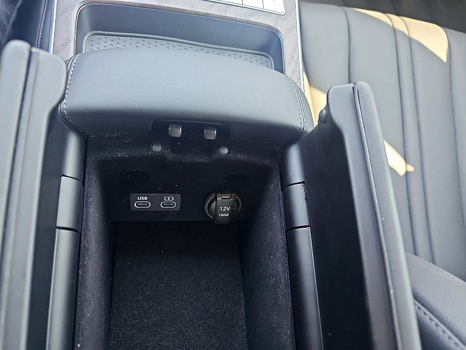 Used 2025 Genesis G80 2.5T Advanced image 25