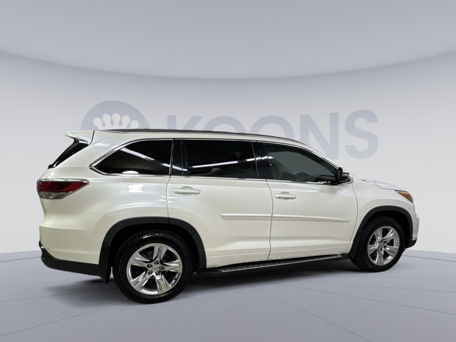 Used 2015 Toyota Highlander Limited AWD/4WD image 21
