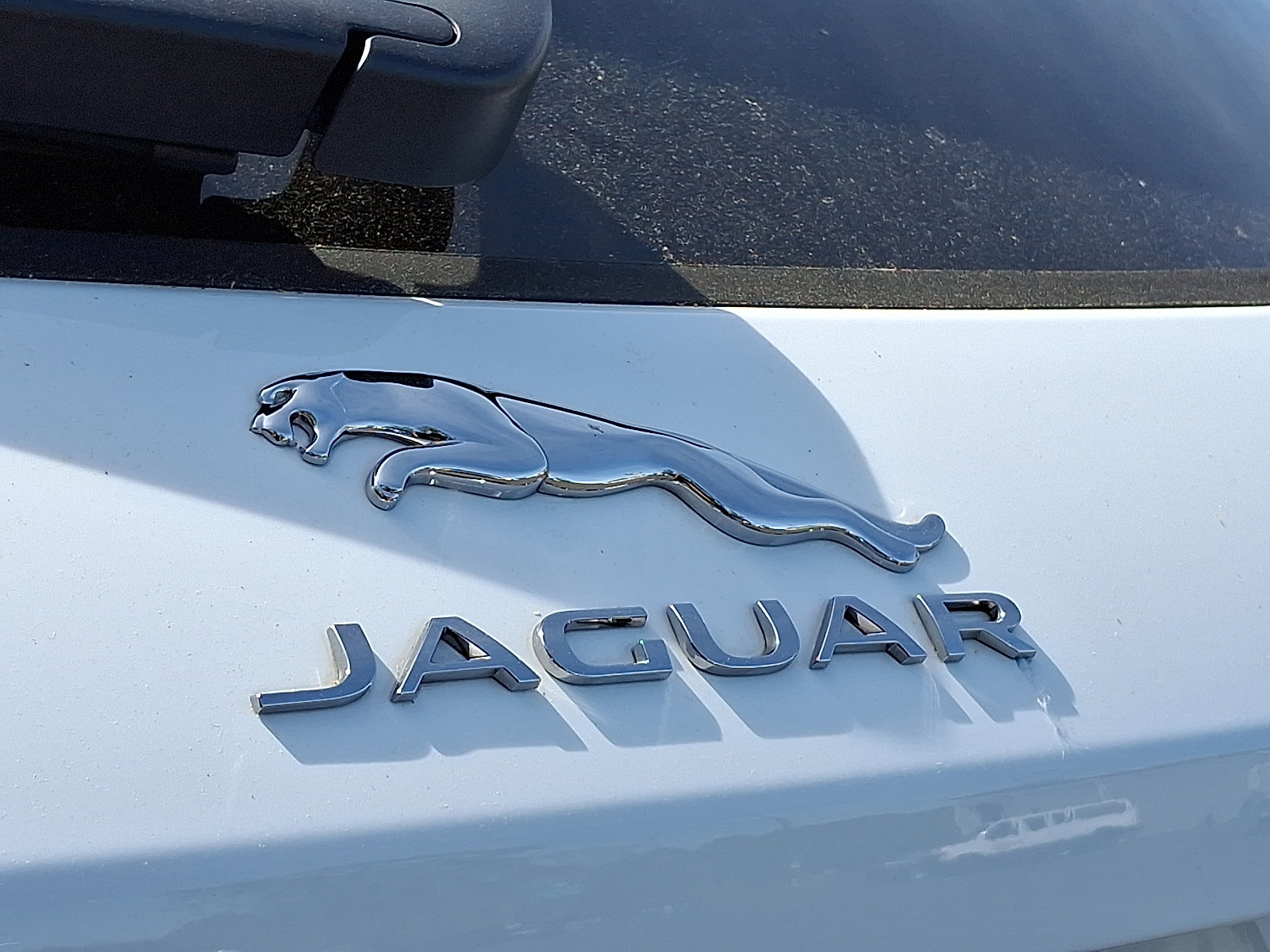 Certified 2025 Jaguar F-PACE R-Dynamic S image 29