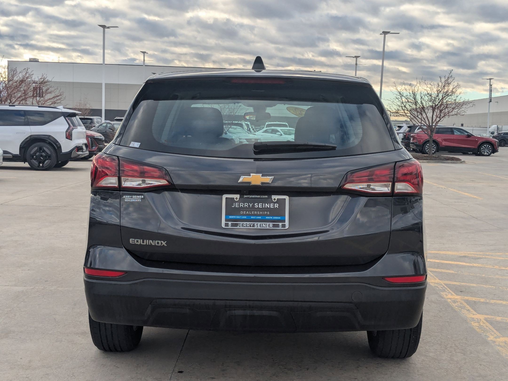 Used 2022 Chevrolet Equinox LS image 5