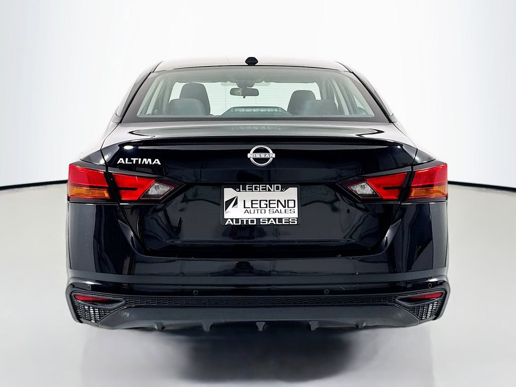 Used 2025 Nissan Altima 2.5 SV image 7